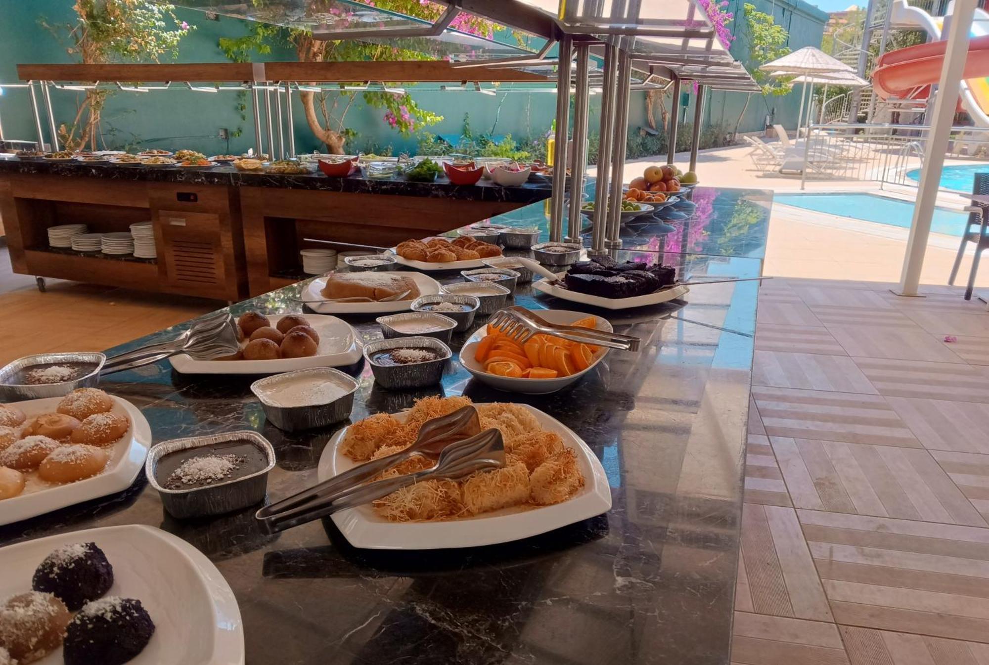 Uk Hotel Kiris Antalya Exterior photo