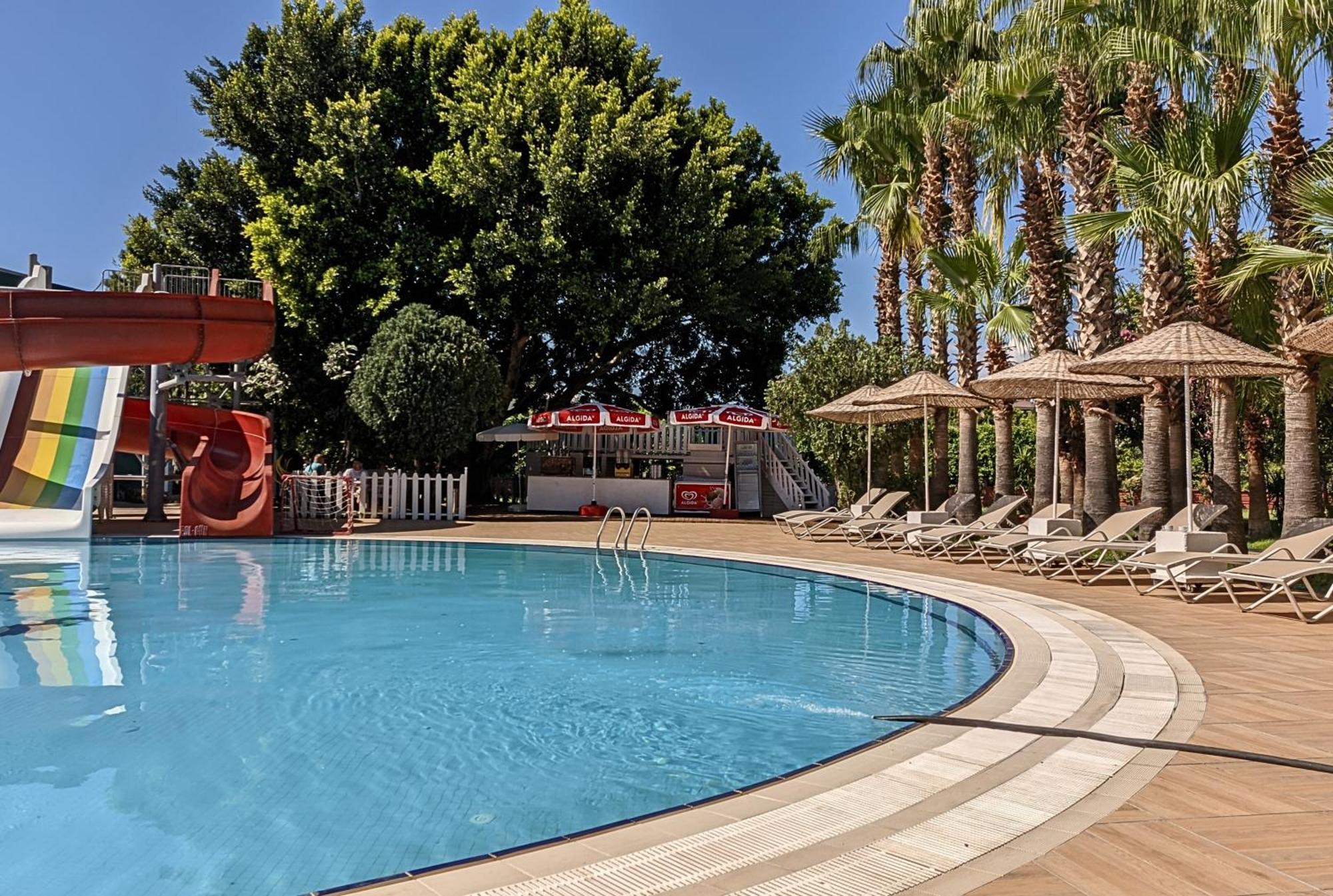 Uk Hotel Kiris Antalya Exterior photo